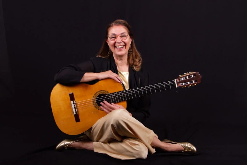 Silvia Fernández Silvia Fernández